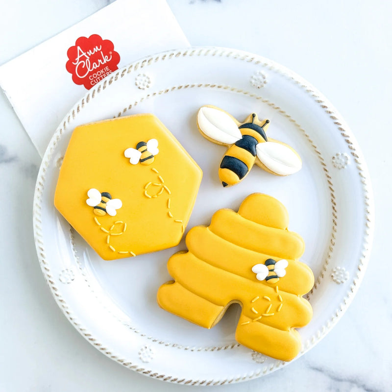 Ann Clark Bee Cookie Cutter